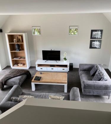 Home By Hagley Park