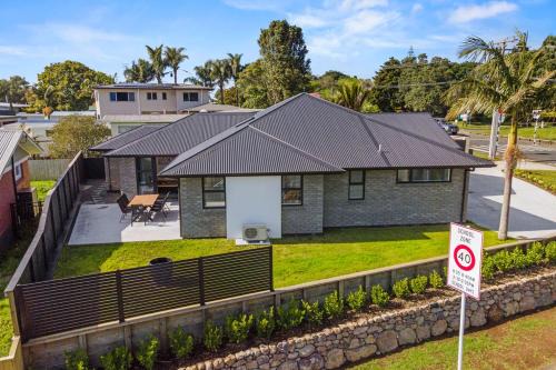 Kamo Oasis - Your Modern Home Away From Home