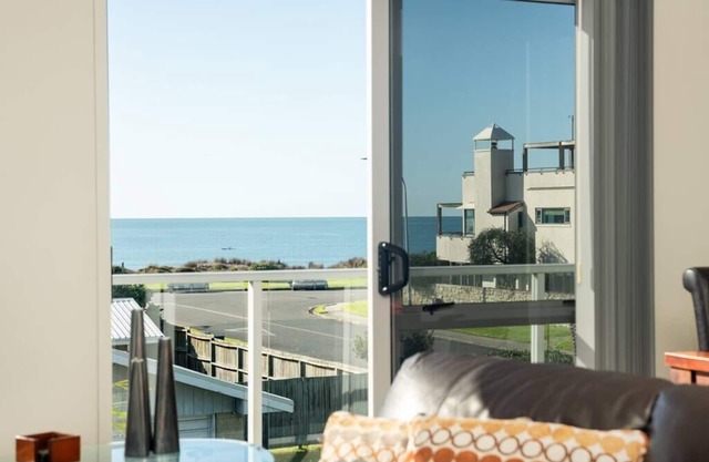 Longbeach Ocean Paradise