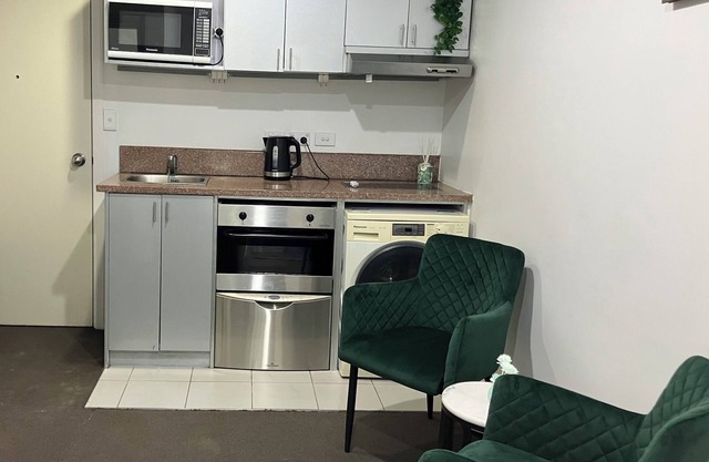 Lovely apartment with WiFi in vibrant central Auckland