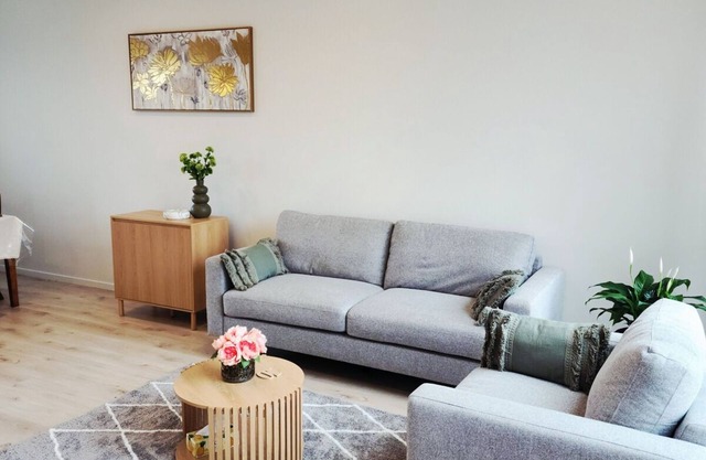 Modern 3BR Townhouse | Office, Parking & Walk to Train or Bus