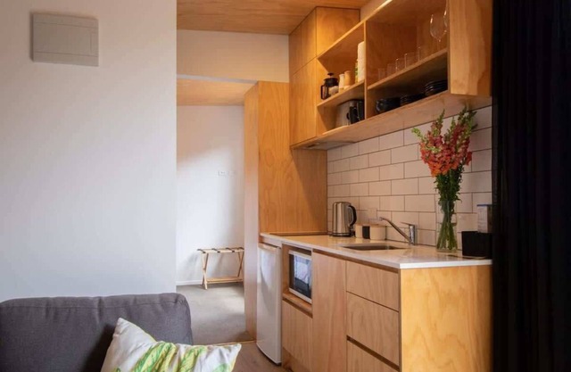 Modern Beach Family Suite in New Plymouth