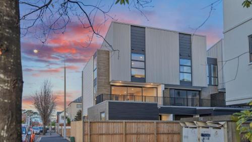 New Central Stay Near Christchurch Best