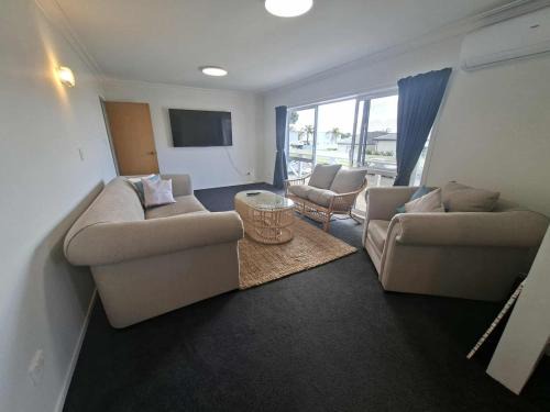 Ohope Ocean Breeze Escape