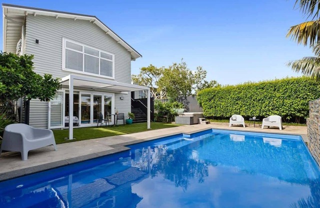 Poolside Studio Near Pukekura Park
