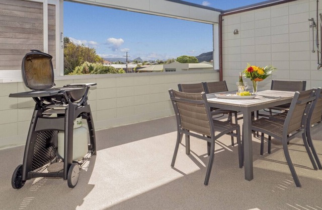 Port Break - Central Whangamata Apartment