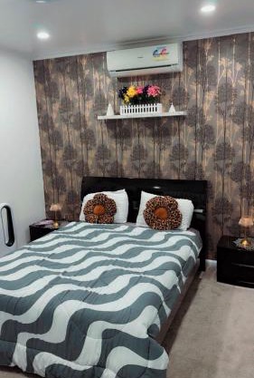 Private Bedroom and Large Deck Separate Entrance