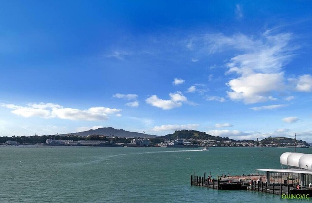 QV Stays Luxe Waterfront Living