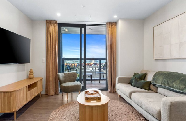 QV Stays Modern City Apartment