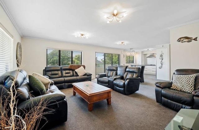 Seven by the Sea in New Plymouth