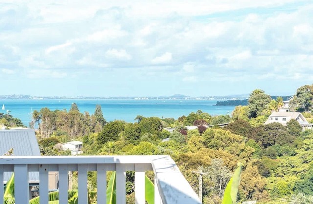 Skomer House | Stay Waiheke