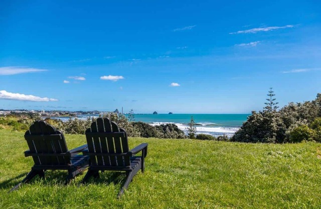 Stunning Family Holiday House in New Plymouth