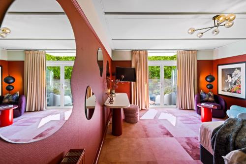 The Central Hotel Queenstown, A Naumi Chapter