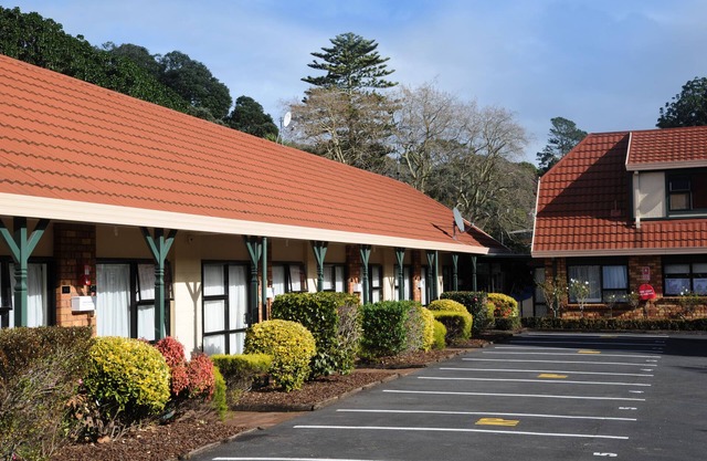 Tudor Court Motor Lodge