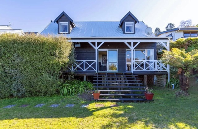 Wakeman Cottage Summa