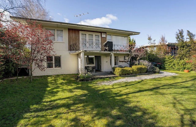 Wanaka Central Holiday Escape