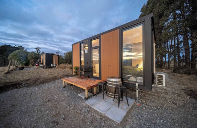 Whitestone Retreat 1 by Tiny Away