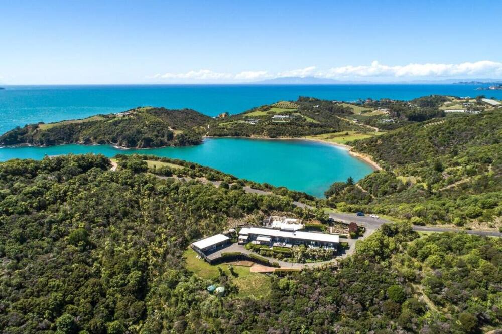 Matiatia Bay Apartment | Delamore Cove - Kauri - Waiheke Escapes
