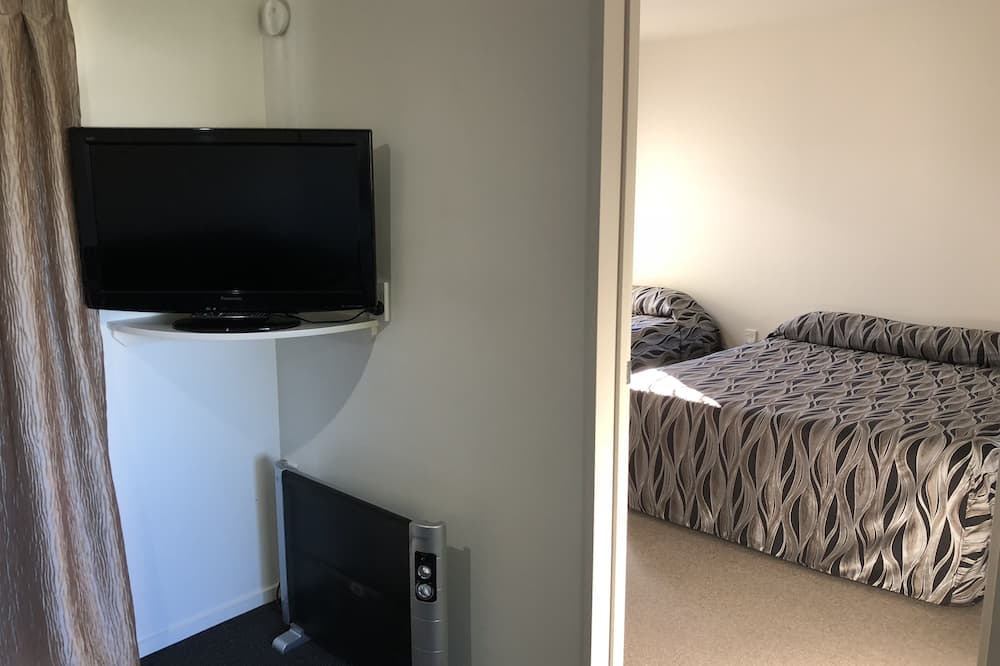 Kaiapoi Hotel | Riverlands Holiday Park