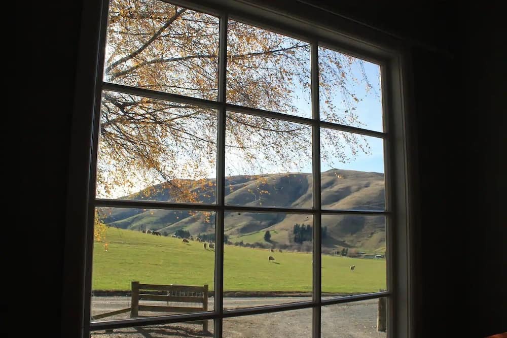 Mackenzie Country House | Bauchops Hill Station Farmstay