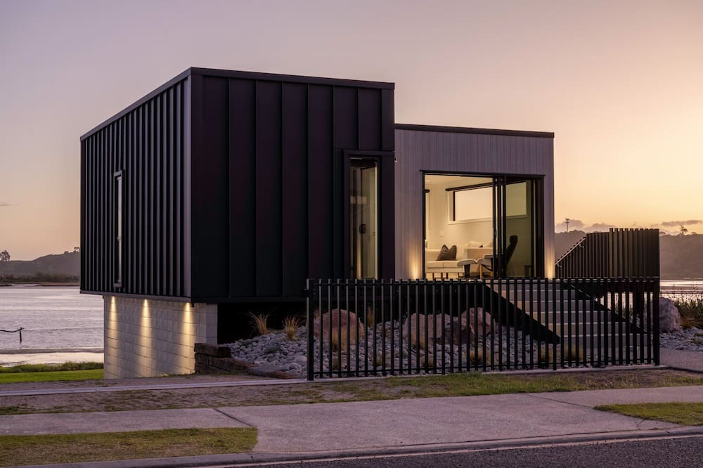 Pukehina House | 690A Pukehina - Whare Iti