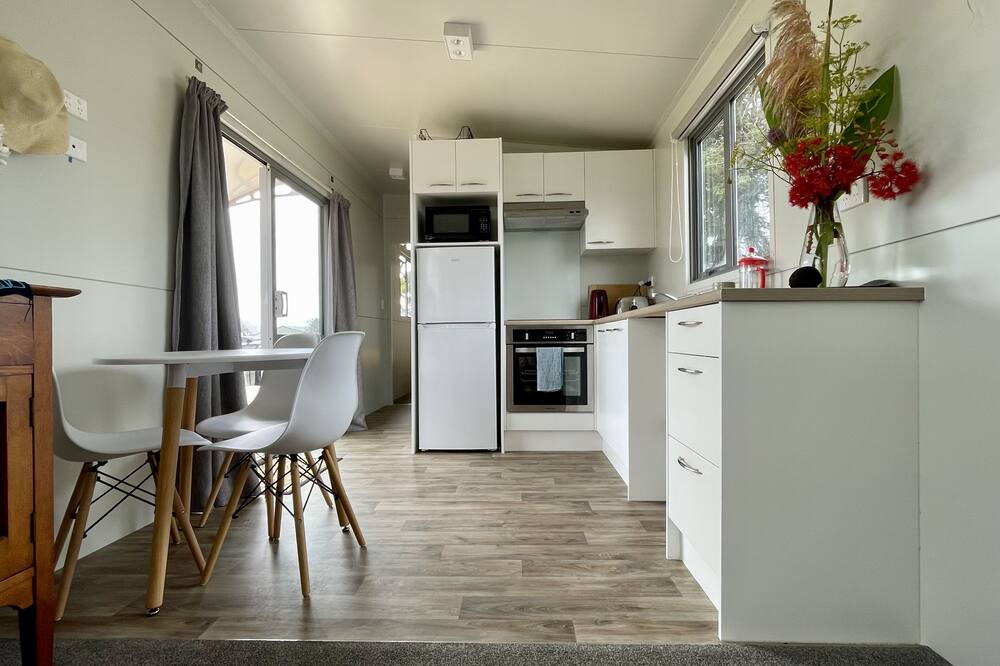 Tolaga Bay House | Tolaga Treasure