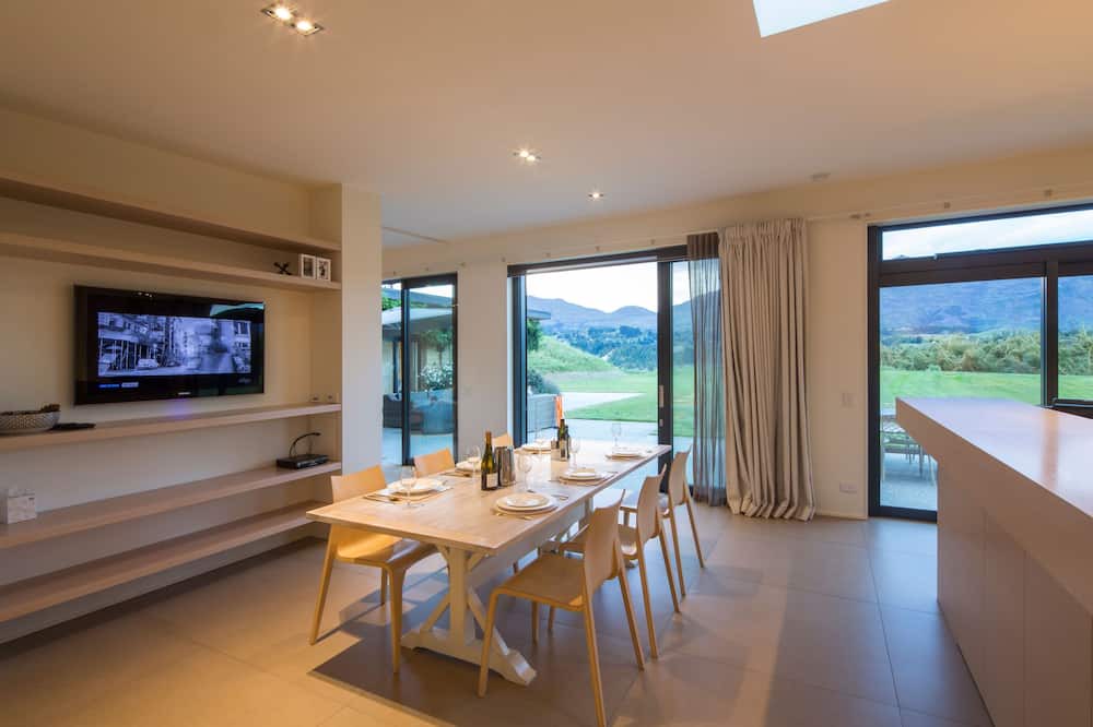 Lower Shotover House | Alpine Retreat