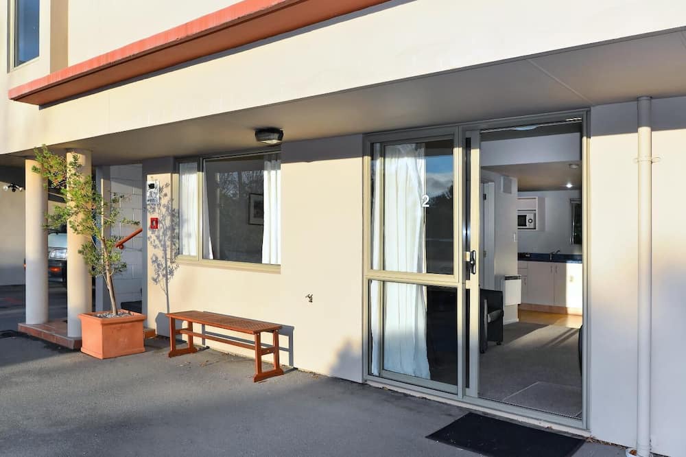 Addington Hotel | Arena Motel