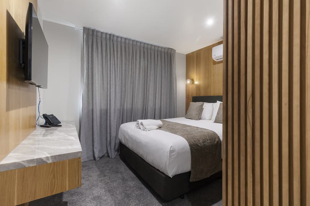 Papatoetoe Hotel | Kolmar Inn