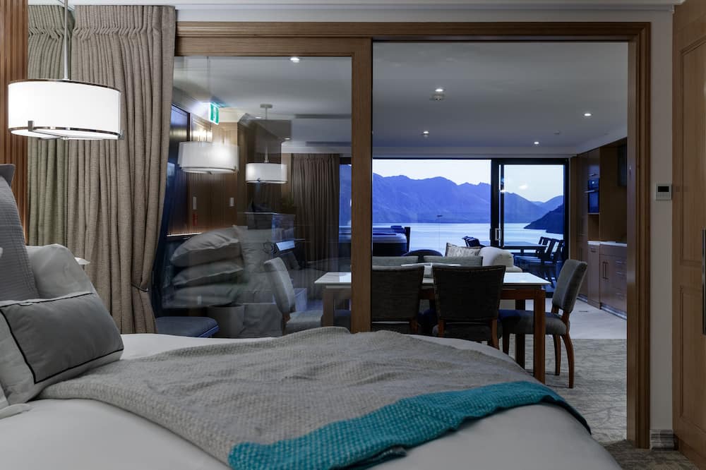 Queenstown City Centre Hotel | The Carlin Boutique Hotel
