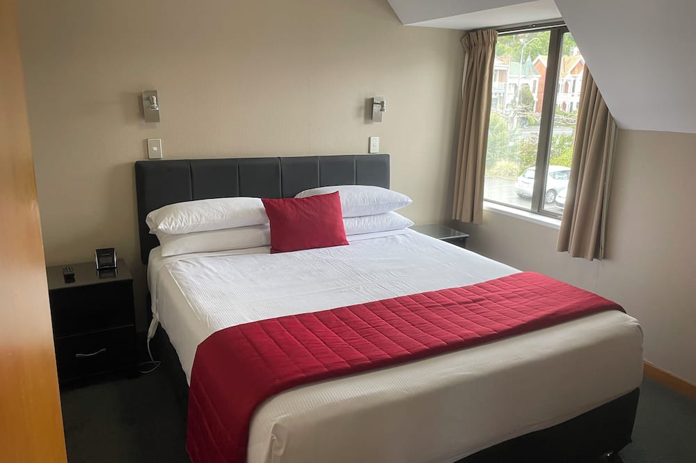 North Dunedin Hotel | Allan Court Motel
