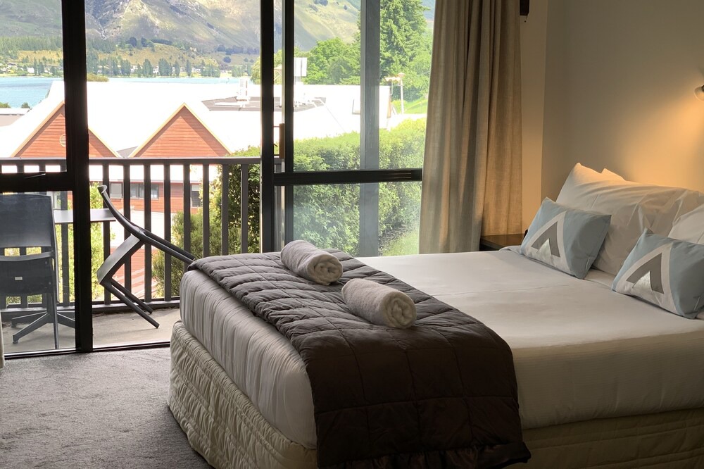 Wanaka Hotel | Wanaka Heights Motel