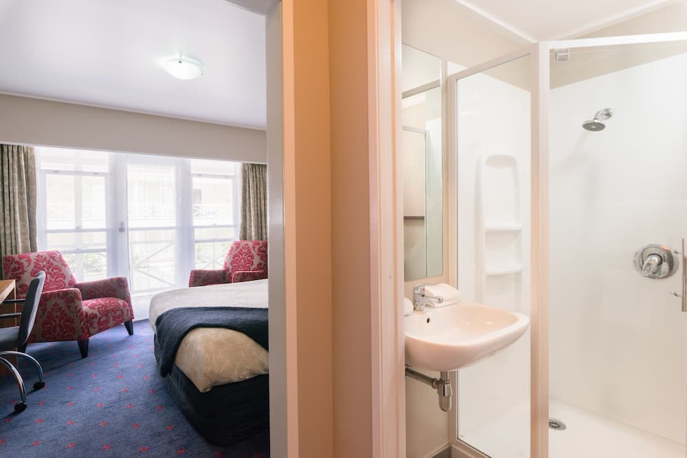 Whangarei Hotel | Discovery Settlers Hotel