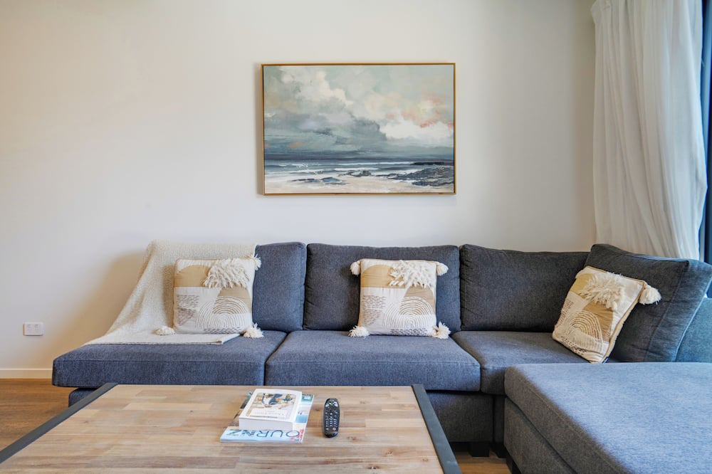 Auckland House | Brand New House by Botany - Parking