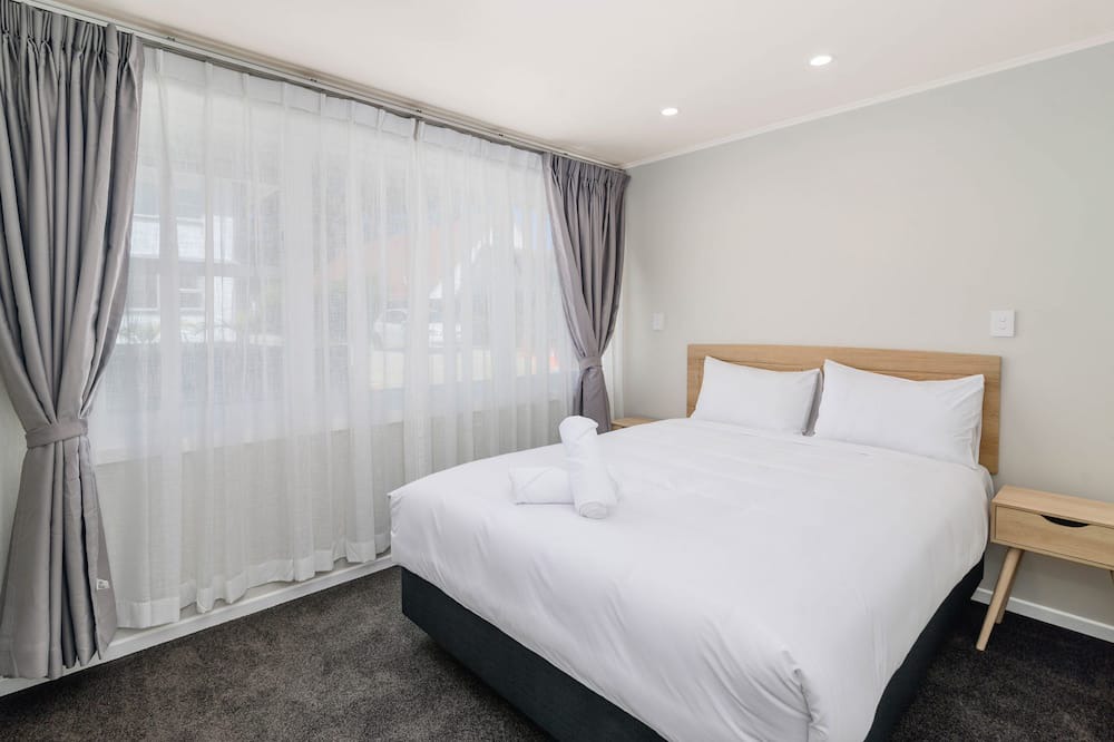 Fenton Street Hotel | Thermal Oak Motel
