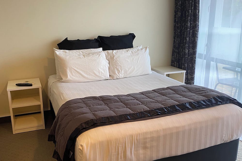 Taradale Hotel | Ballina Motel