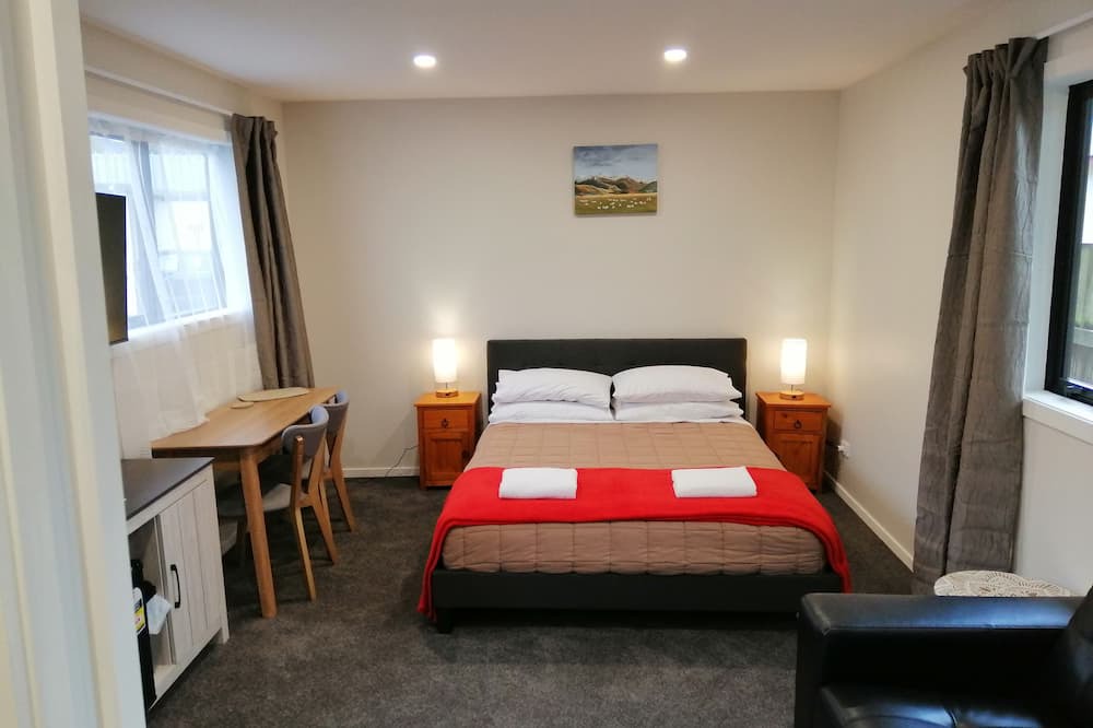 Turangi Hotel | Judges Pool Motel