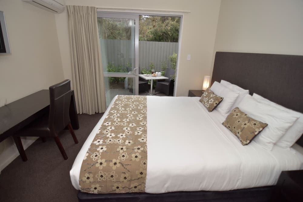 Riccarton Hotel | Quality Suites Amore