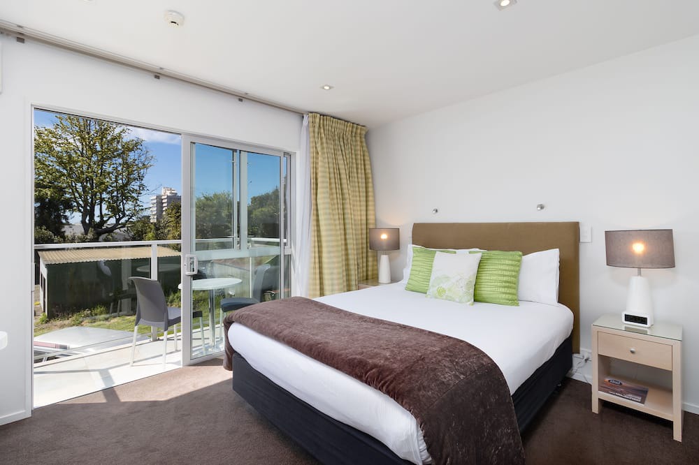 Nelson Hotel | Century Park Motor Lodge