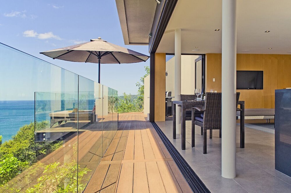 Tairua Cottage | The Lookout - Tairua Holiday Home