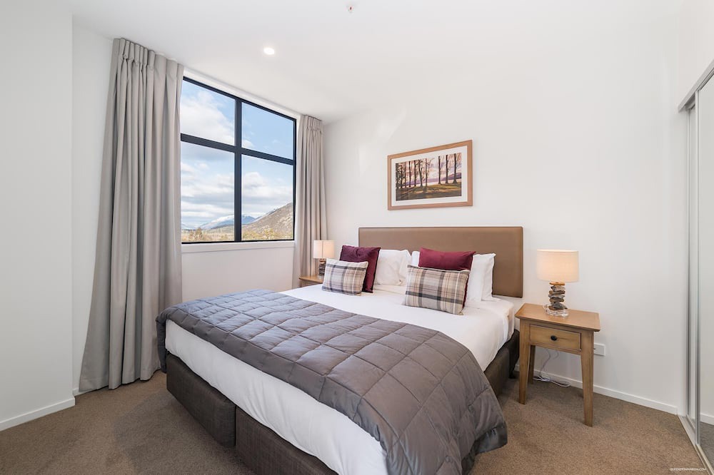 Frankton Apartment | Executive 2 Bedroom Apartment Remarkables Park