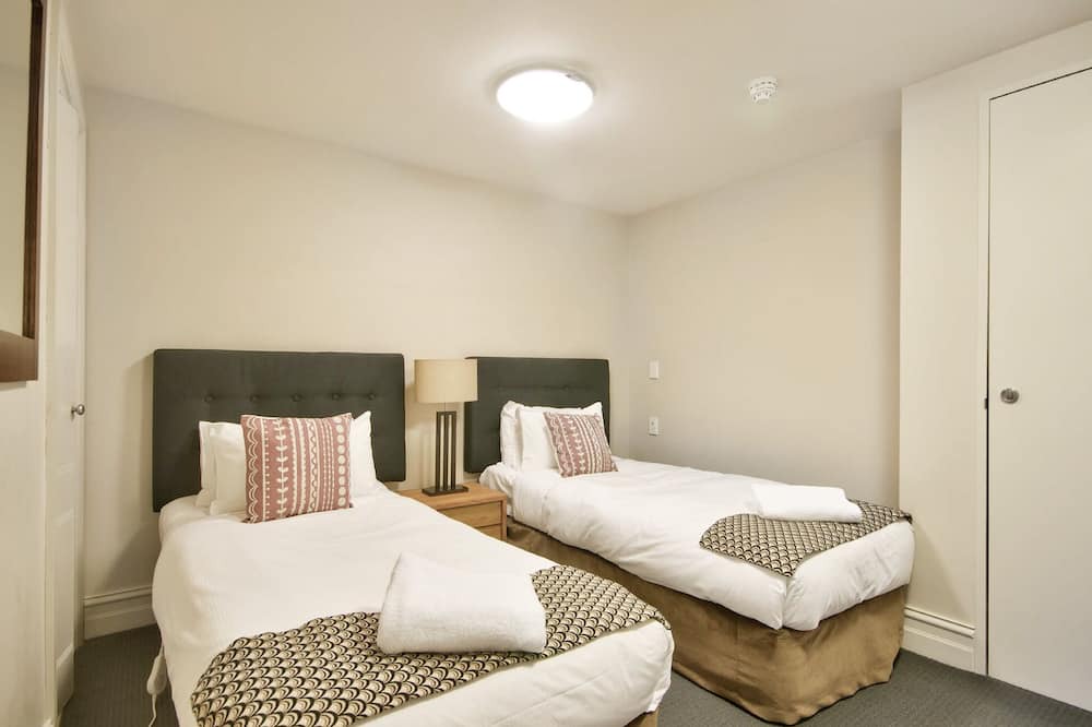 Queenstown Apartment | The Beacon - 2 Bedroom Town Center Apartment