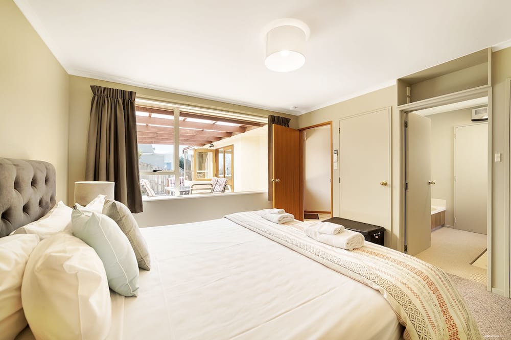 Fernhill House | Picturesque View