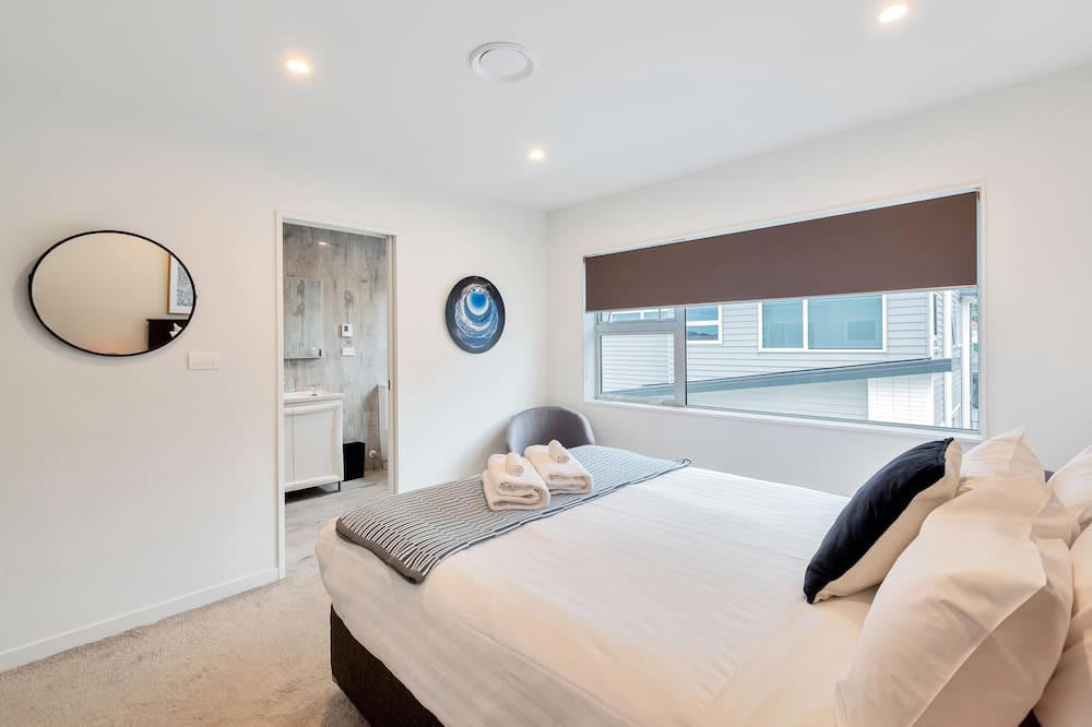 Epsom House | Elegant and Stylish Retreat in Epsom