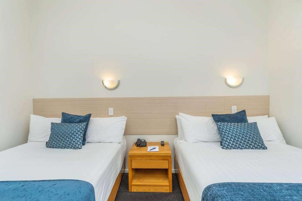 Hamilton Hotel | Ramada by Wyndham Hamilton City Center