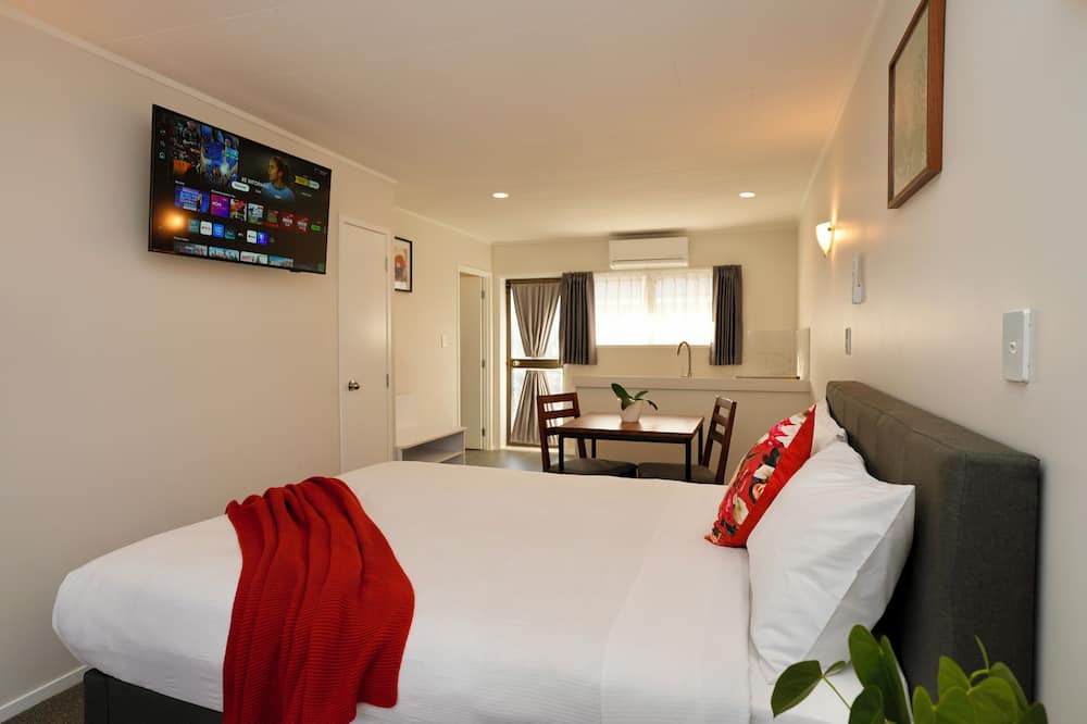 Royal Oak Hotel | Dukes Midway Lodge