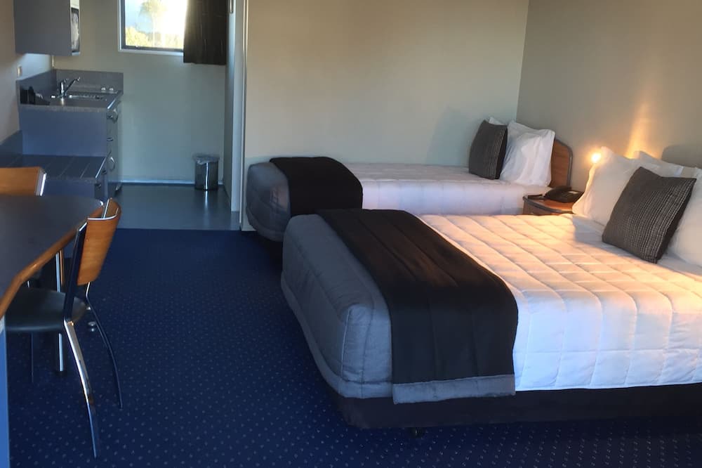 Timaru Hotel | Bay City Motor Lodge
