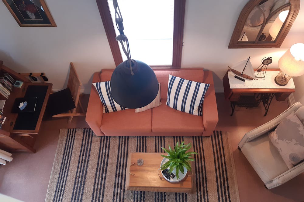 Onehunga House | Harbour View Cottage B&B