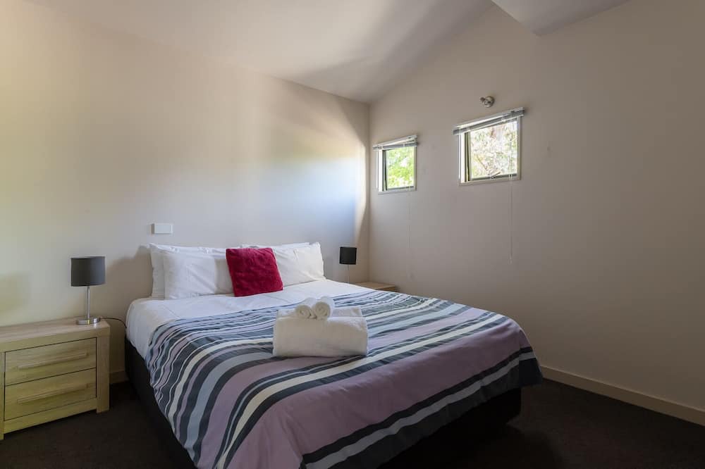 Wanaka Cottage | Stuarts Cottage