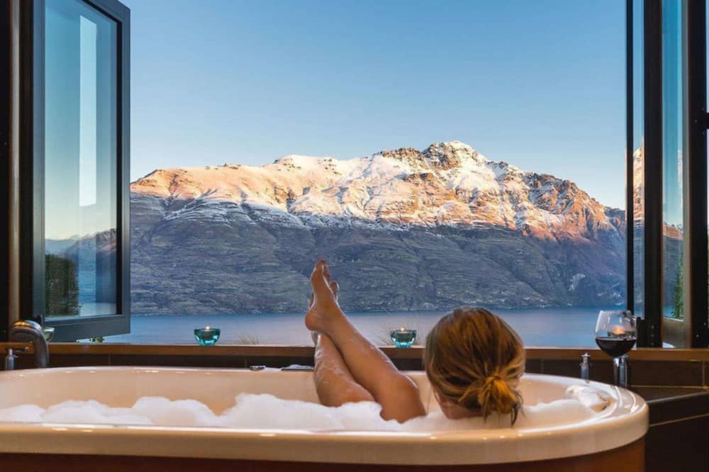 Sunshine Bay Cabin | Azur Luxury Lodge